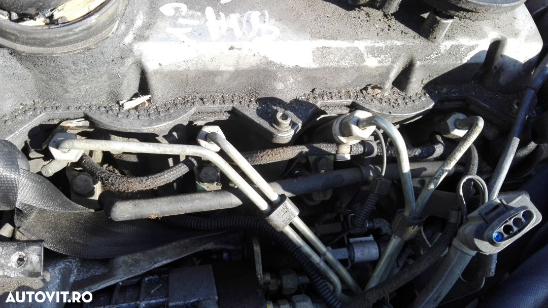 Motor Volkswagen Golf 4 1.9 TDI AGR + pompa injectie + injector din 2000 - 4