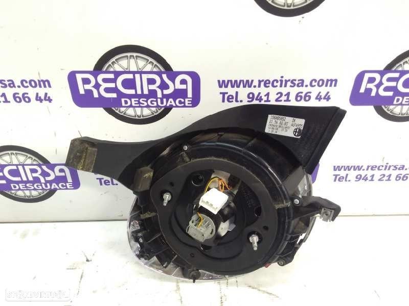 FAROLIM TRASEIRO DIREITO ALFA ROMEO MITO 2010 -156085852 - 1