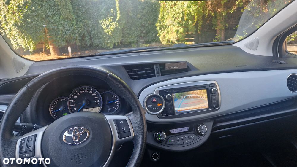 Toyota Yaris Hybrid 1.5 VVT-i Comfort mit Design Paket - 22