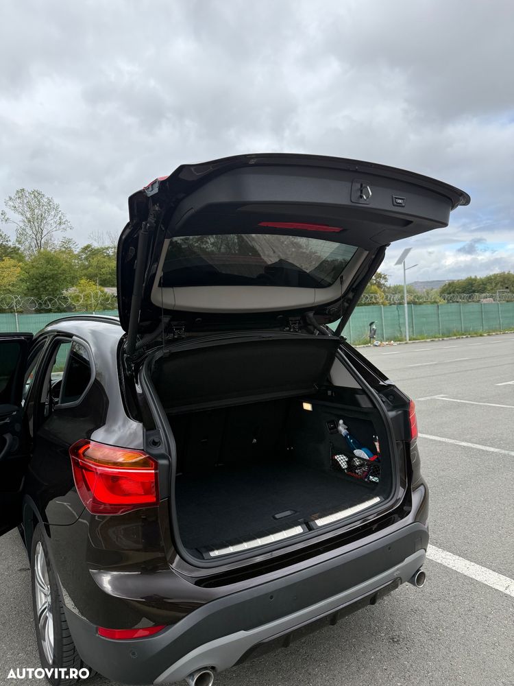BMW X1 - 10