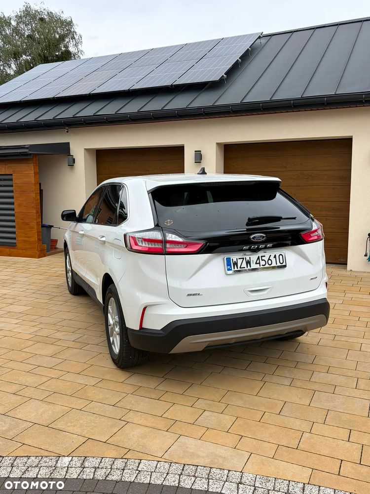 Ford Edge - 11