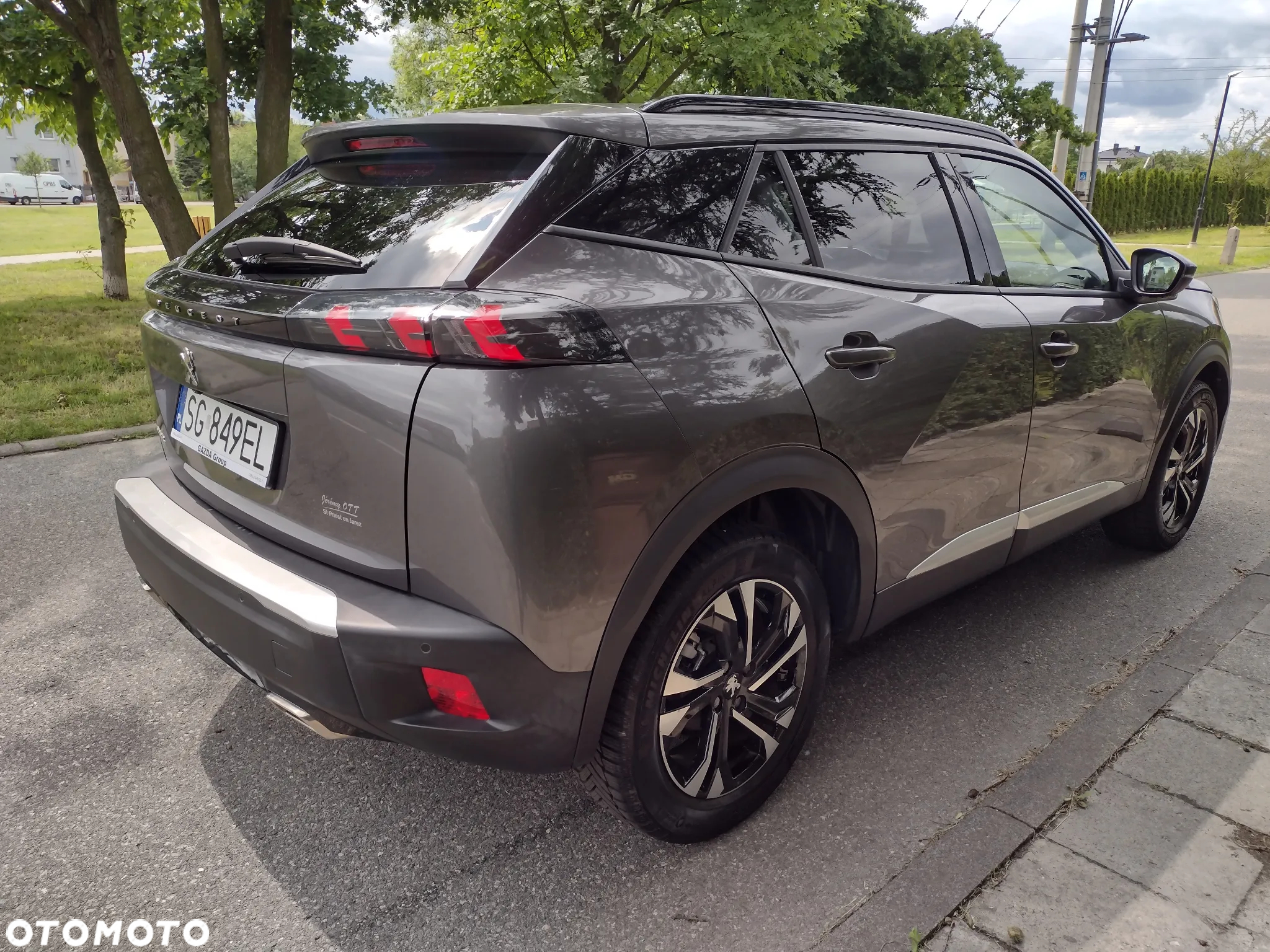Peugeot 2008 1.2 PureTech Allure Pack S&S - 8