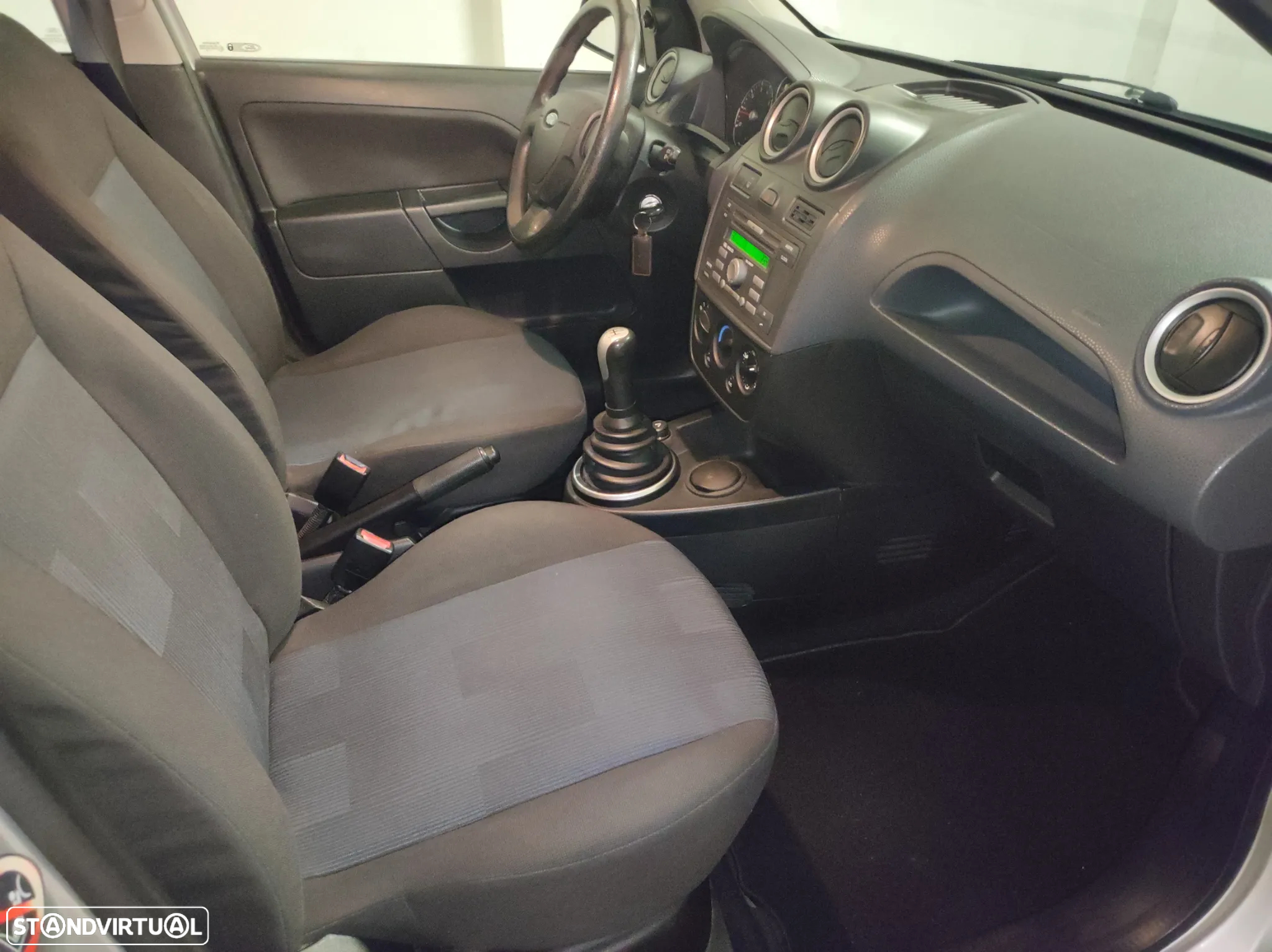 Ford Fiesta 1.25 Ambiente - 12