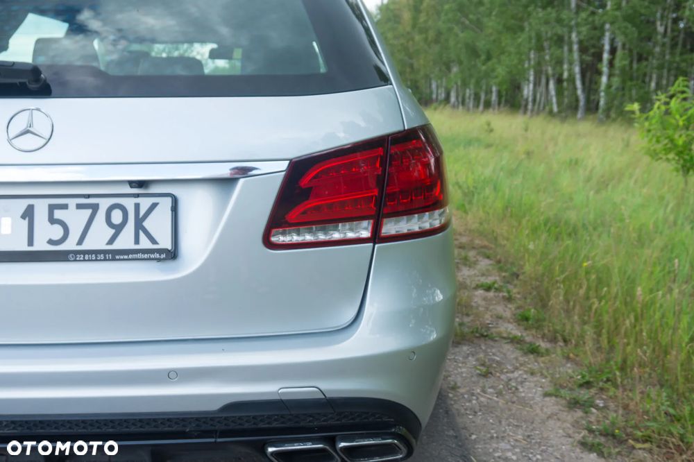 Mercedes-Benz Klasa E 63 AMG T 4Matic AMG Speedshift MCT - 17