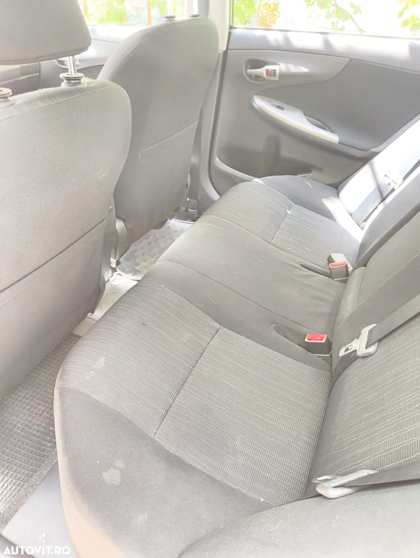 Toyota Corolla 1.4 D-4D Sedan Luna - 5