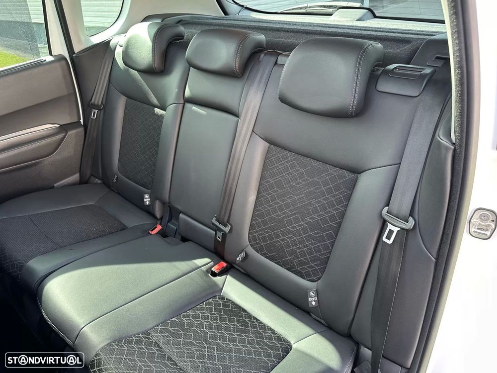 Peugeot 3008 1.6 e-HDi Allure 2-Tronic - 48