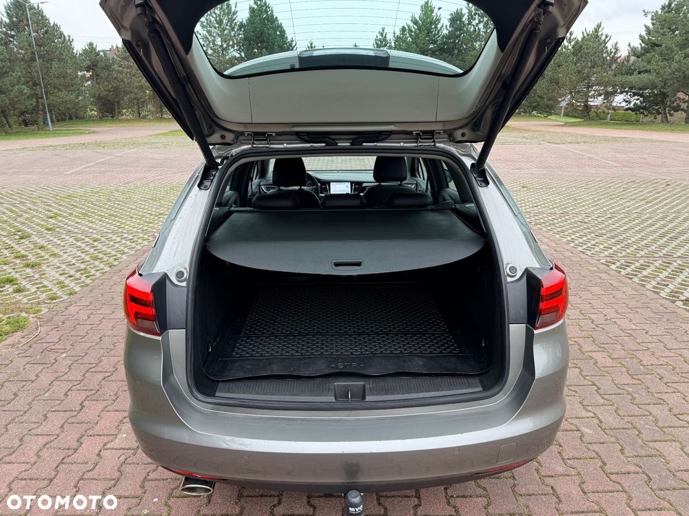 Opel Astra 1.6 BiTurbo D (CDTI) Start/Stop Innovation - 32