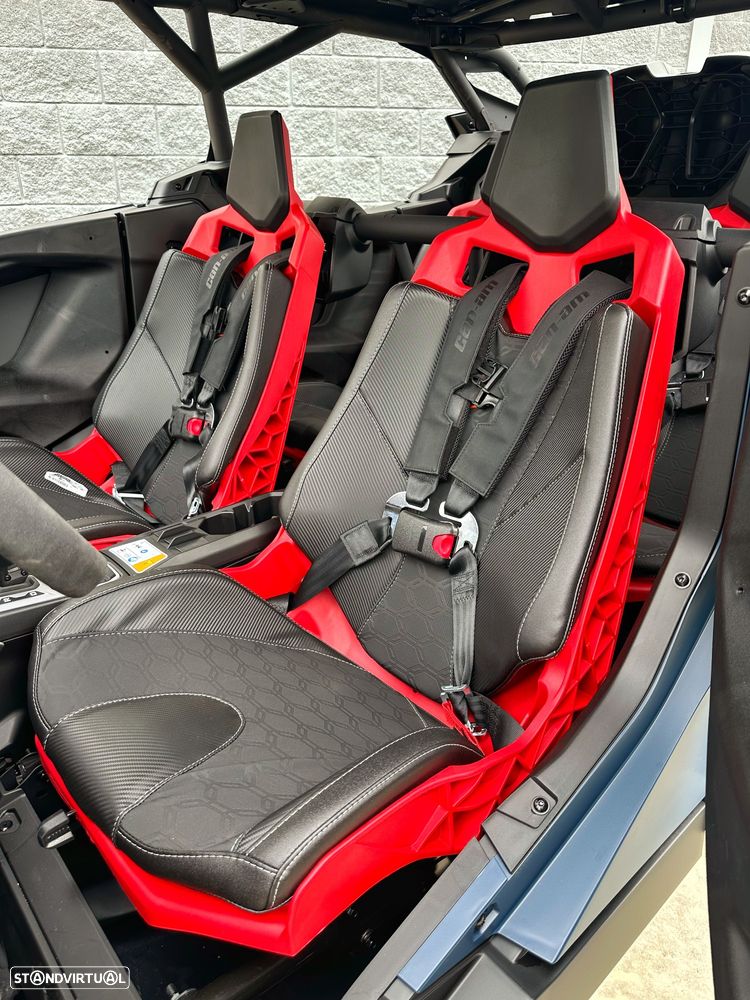 Can-Am Maverick R MAX X RS 999T DCT SAS - 4