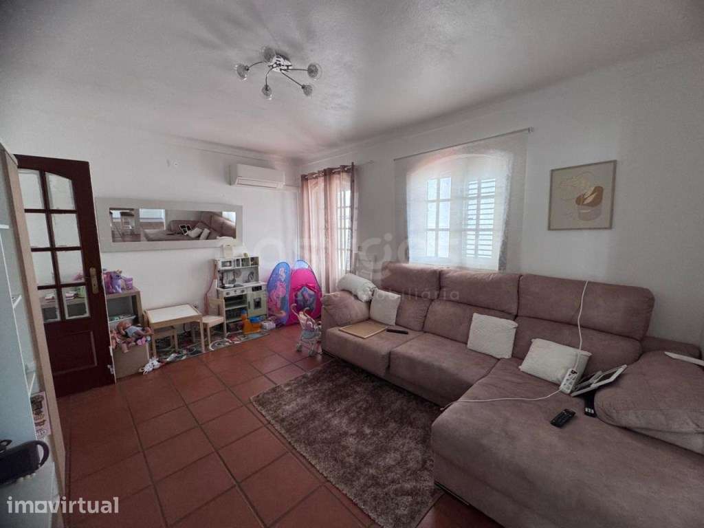 Apartamento T2 com boas áreas localizado no centro de Aljustrel - Grande imagem: 3/26