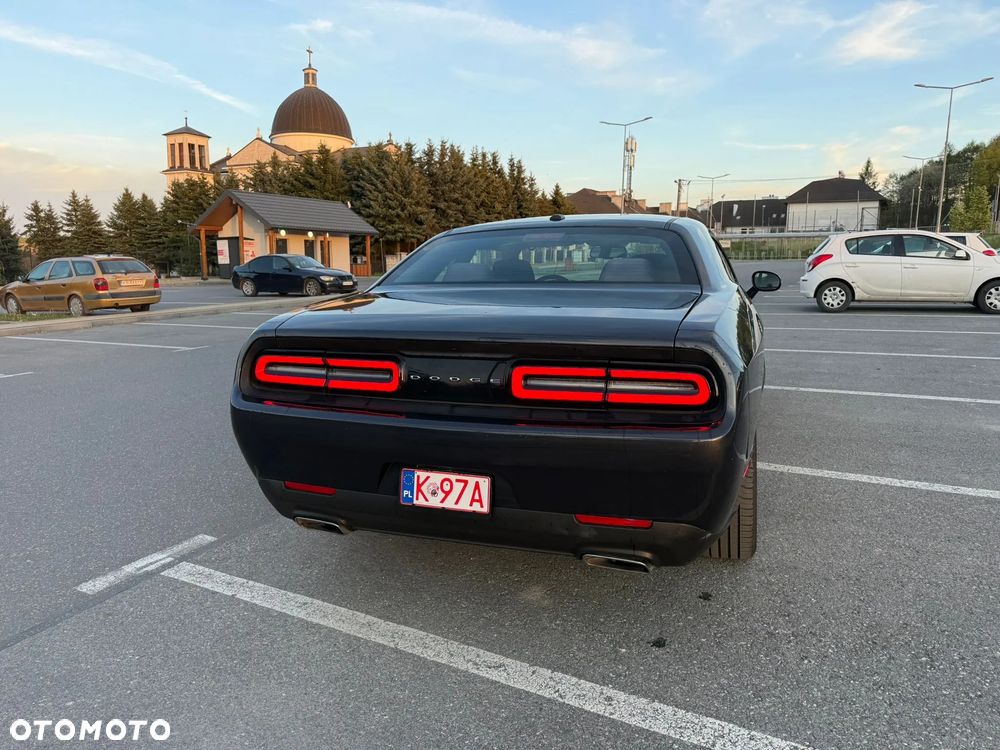 Dodge Challenger Automatik SXT Plus - 5