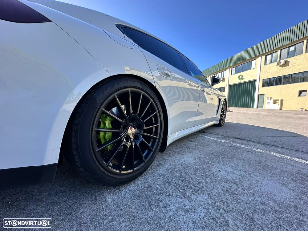 Porsche Panamera Diesel Platinum Edition - 11