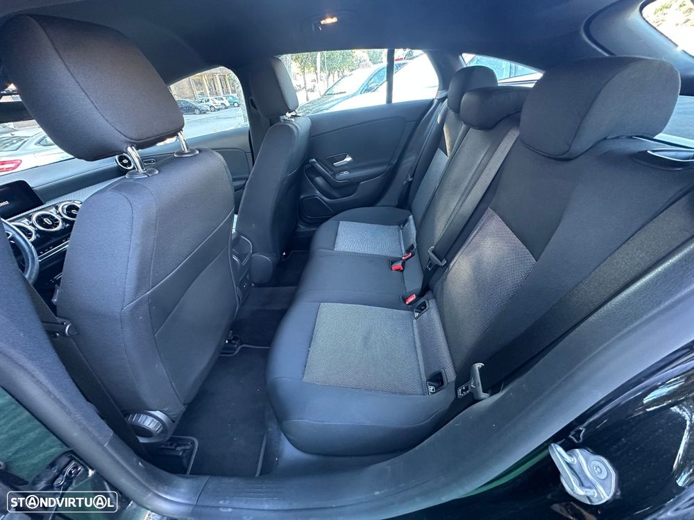 Mercedes-Benz CLA 180 d Shooting Brake Style Aut. - 37