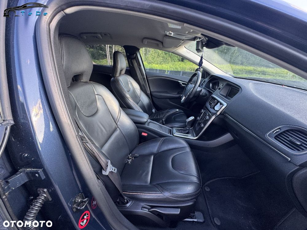 Volvo V40 Cross Country D3 Summum - 27