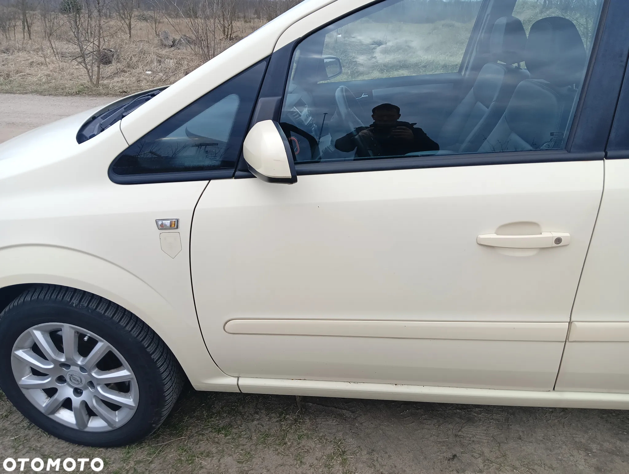 Opel Zafira 1.6 16V Base - 8
