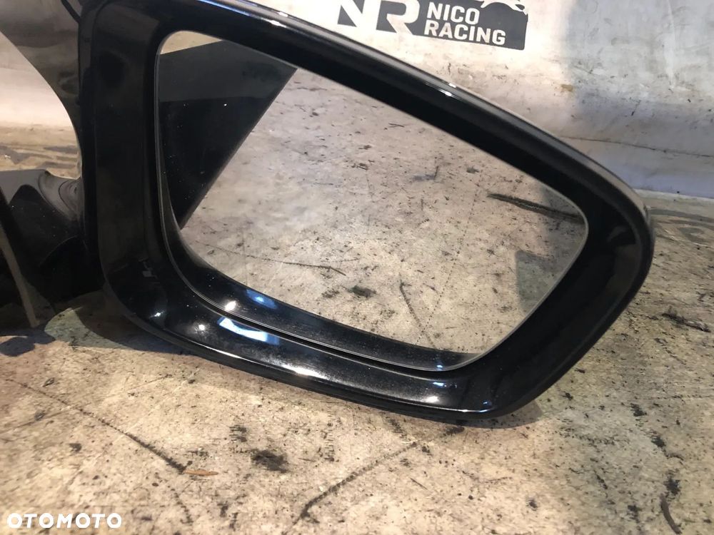 LUSTERKO LEWE PRAWE BMW 2 G42 M2 G87 5 PIN EU SHADOW LINE - 4