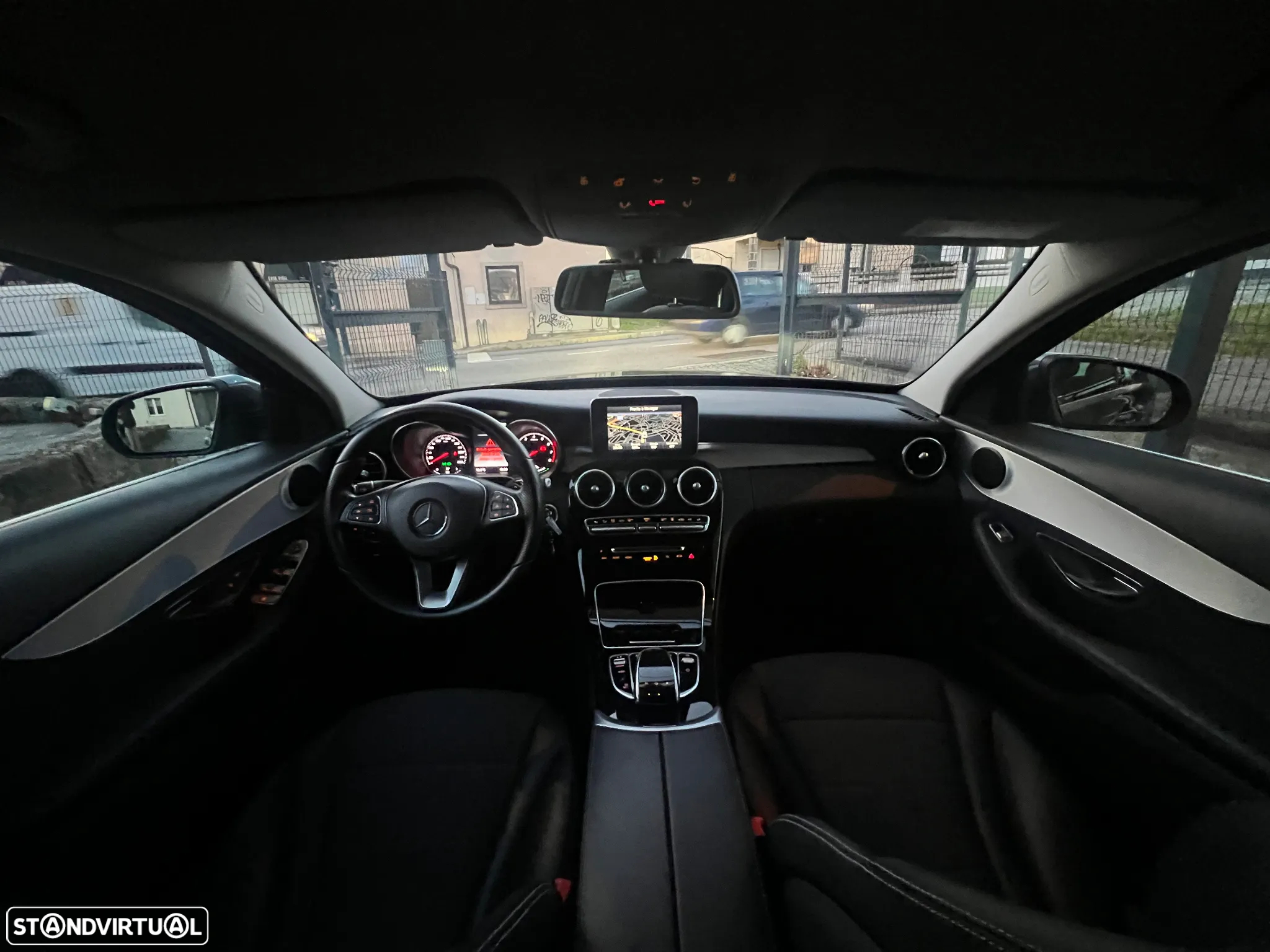 Mercedes-Benz C 350 e - 20