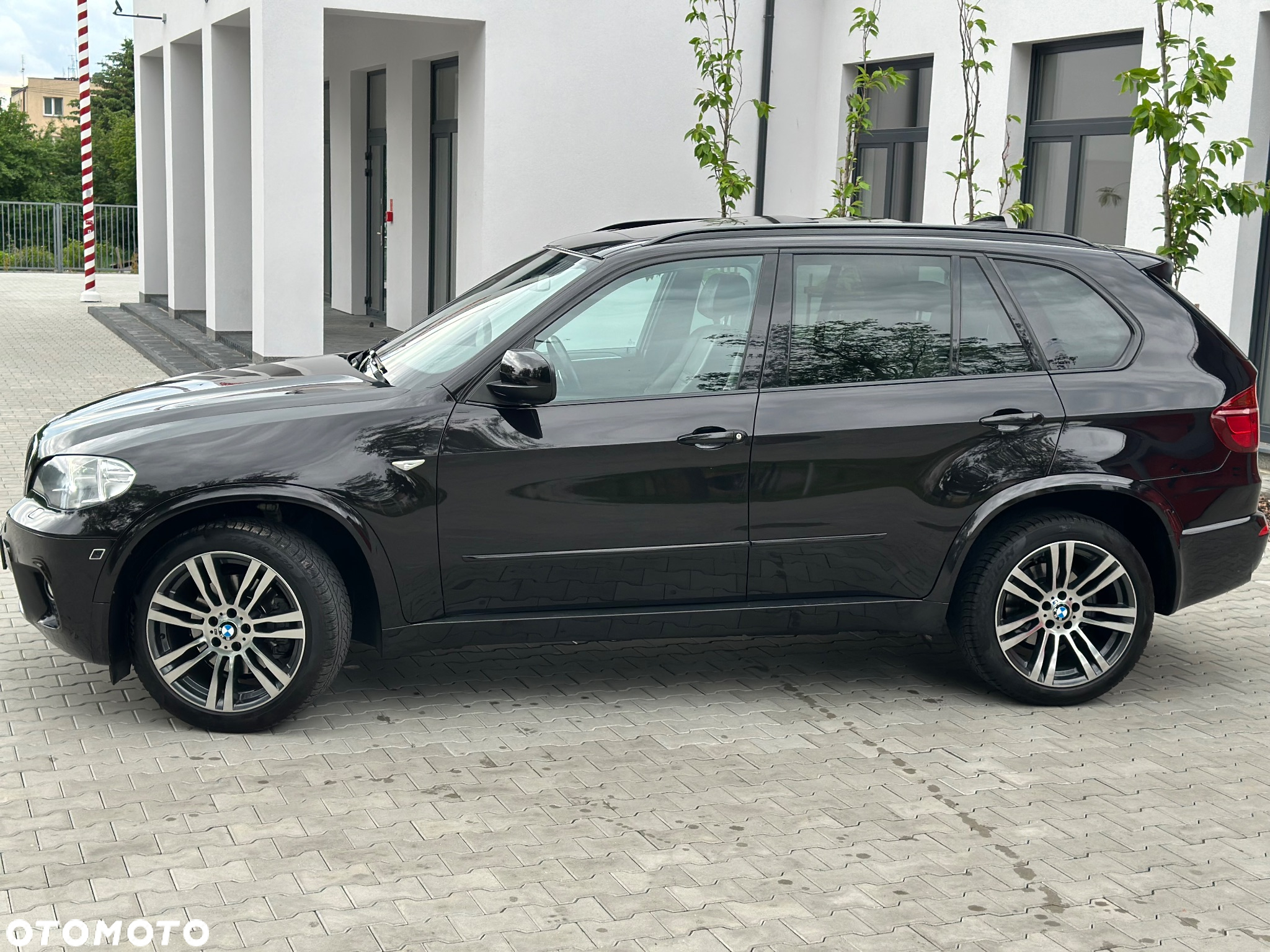 BMW X5 xDrive35i Edition Exclusive - 4