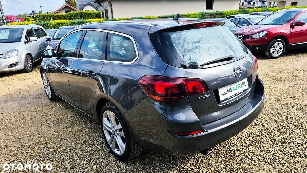 Opel Astra 1.4 Turbo Exklusiv - 22