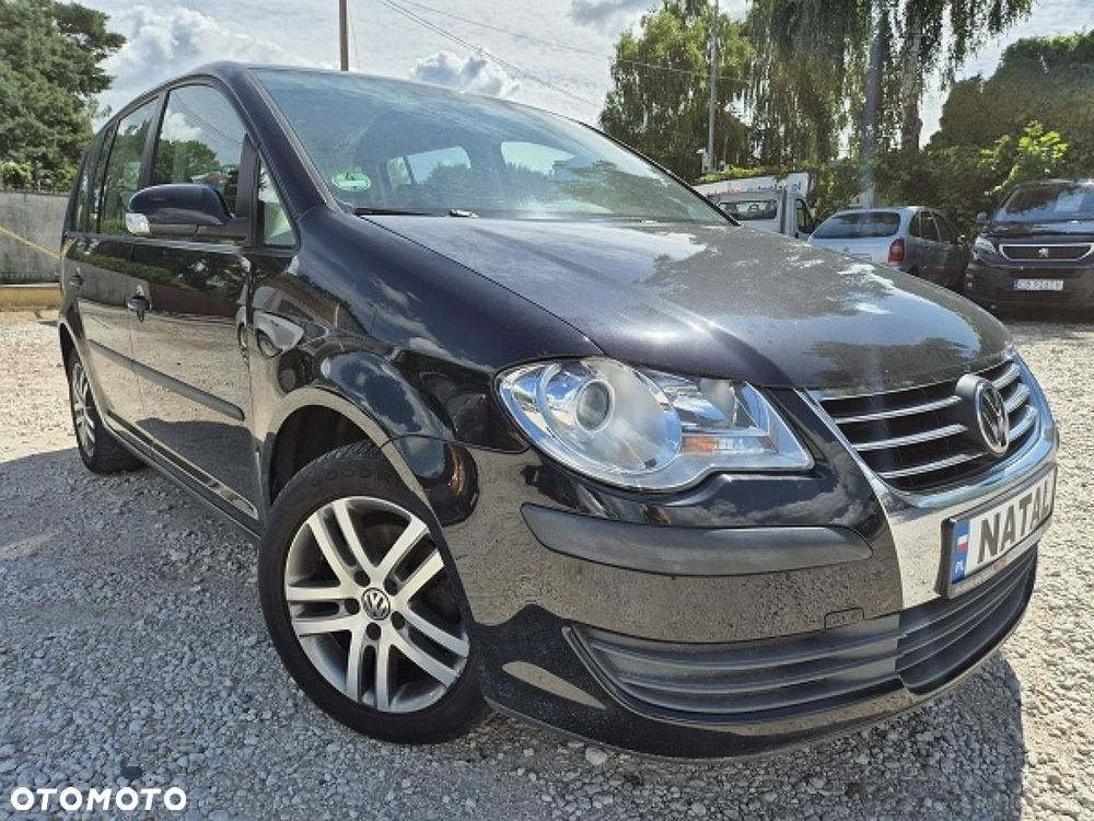 Volkswagen Touran - 5