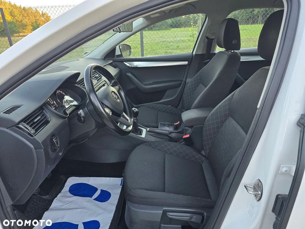 Skoda Octavia 1.6 TDI Sport Edition - 15