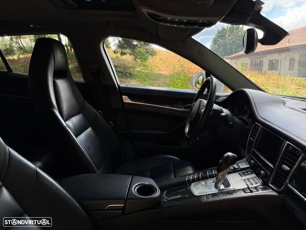Porsche Panamera S E-Hybrid - 36
