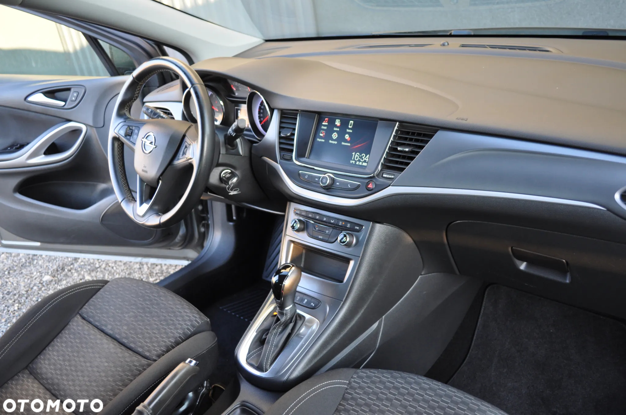 Opel Astra 1.6 D (CDTI) Automatik Edition - 19