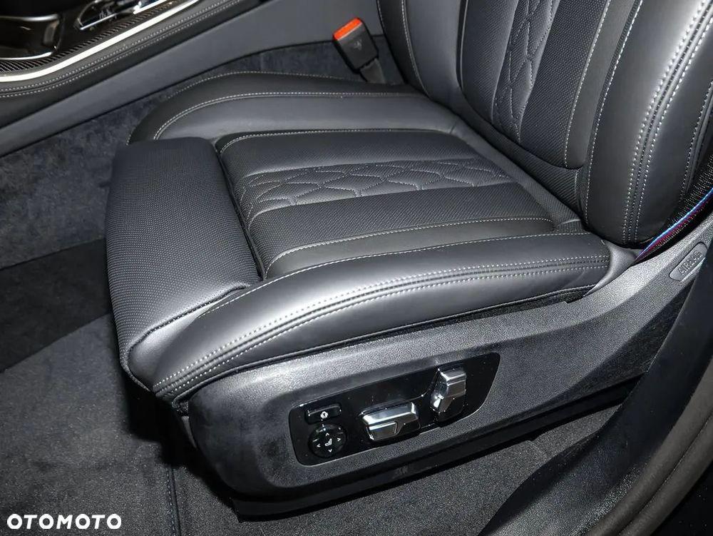 BMW X5 xDrive30d sport - 16