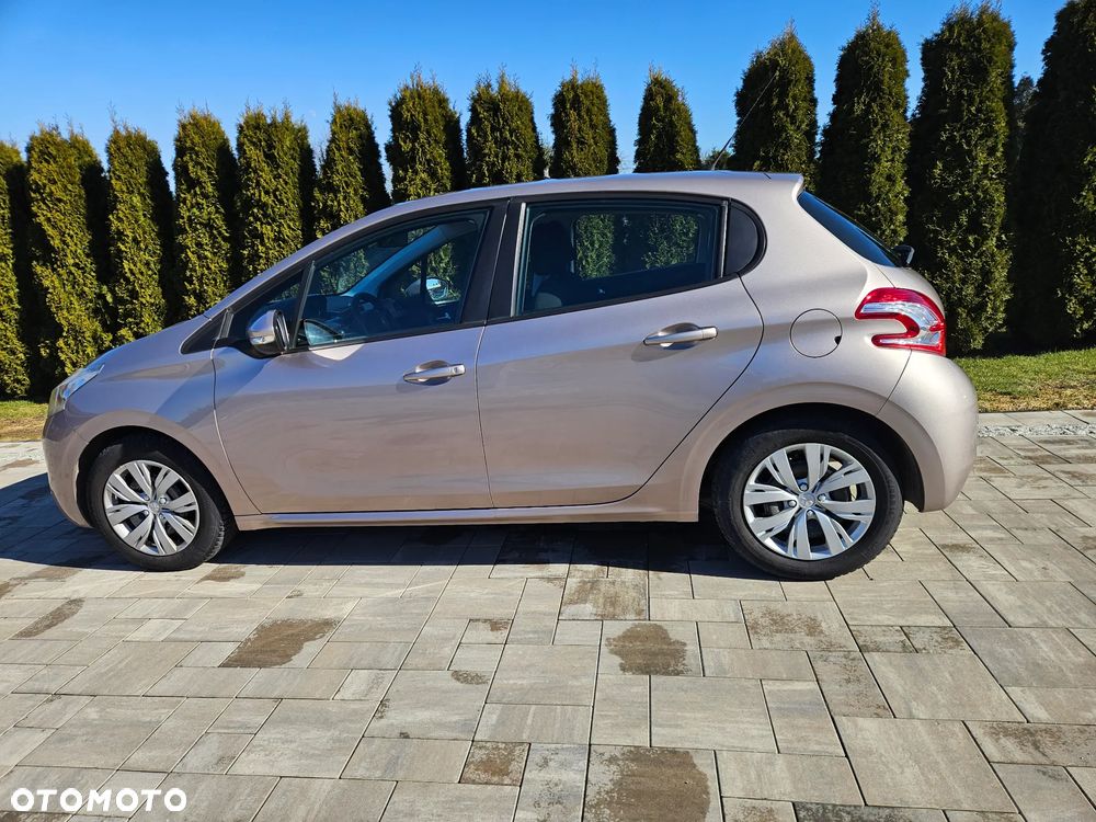 Peugeot 208 82 PureTech Style - 4