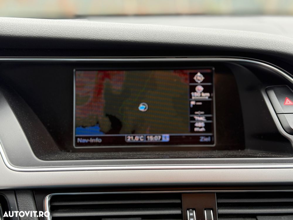 Audi A4 2.0 TDI Avant - 32