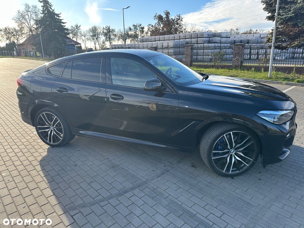BMW X6 xDrive40d mHEV - 4