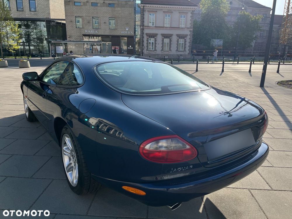 Jaguar XK8 4.0 - 22