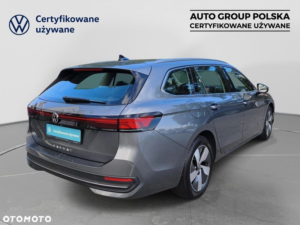 Volkswagen Passat Variant 2.0 TDI SCR Business DSG - 15