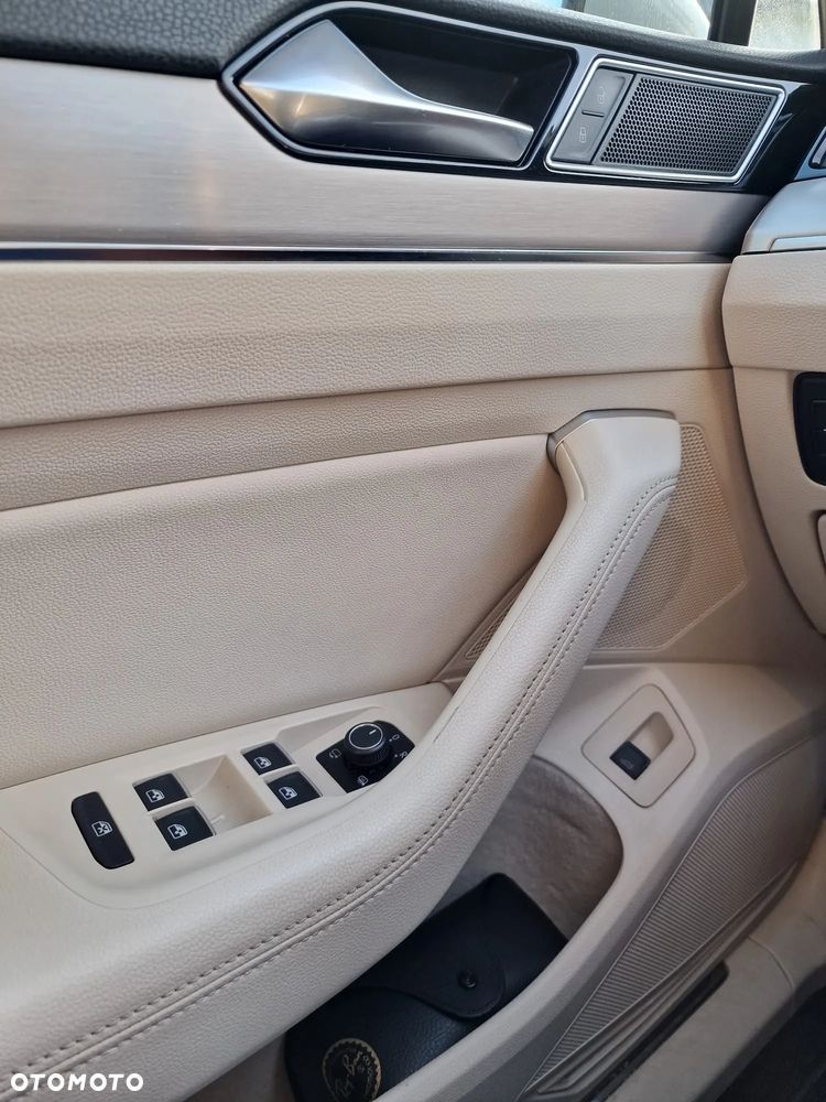 Volkswagen Passat 1.8 TSI BMT Highline DSG - 15