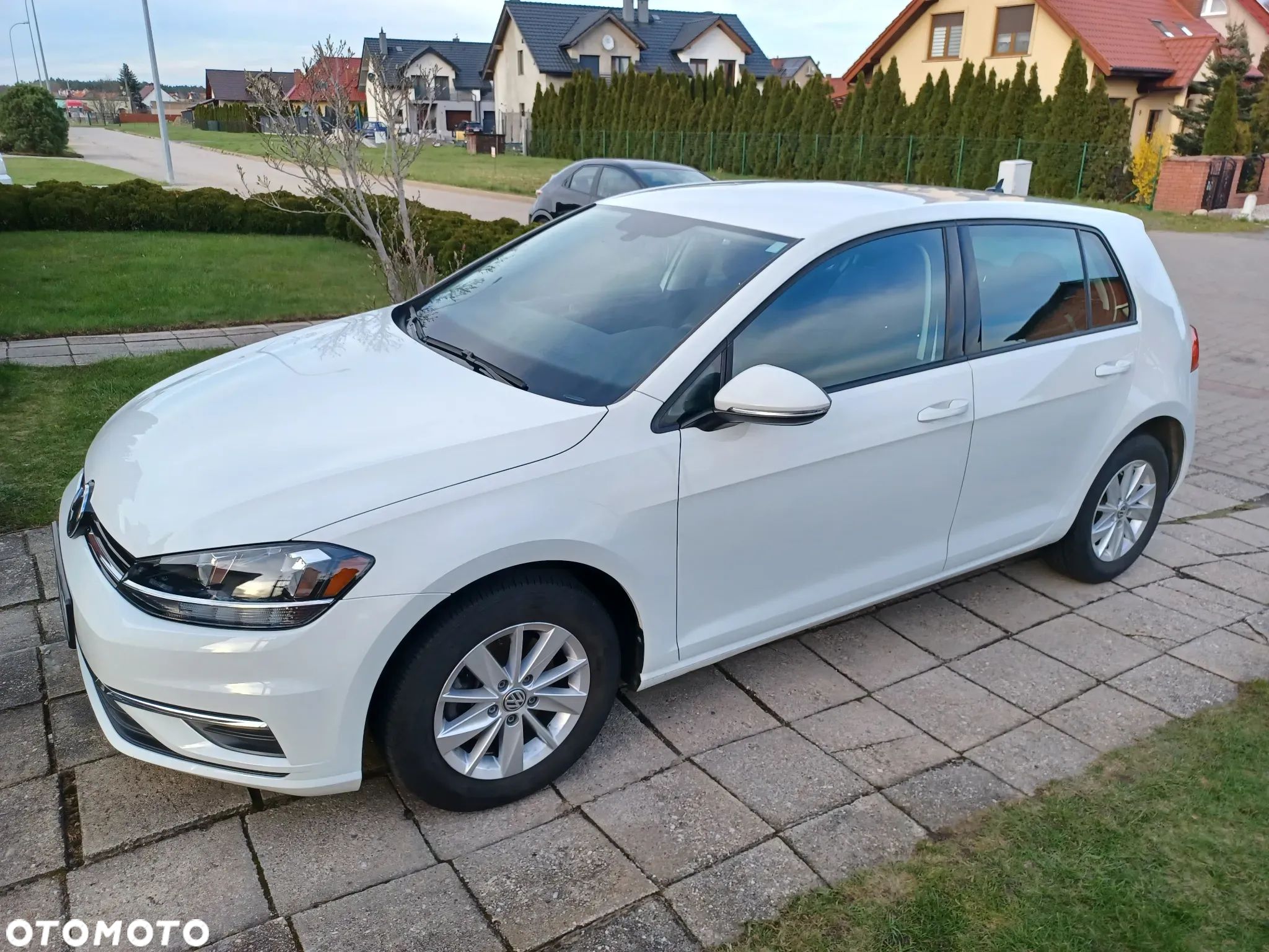 Volkswagen Golf 1.4 TSI ACT BlueMotion Technology DSG Comfortline - 1