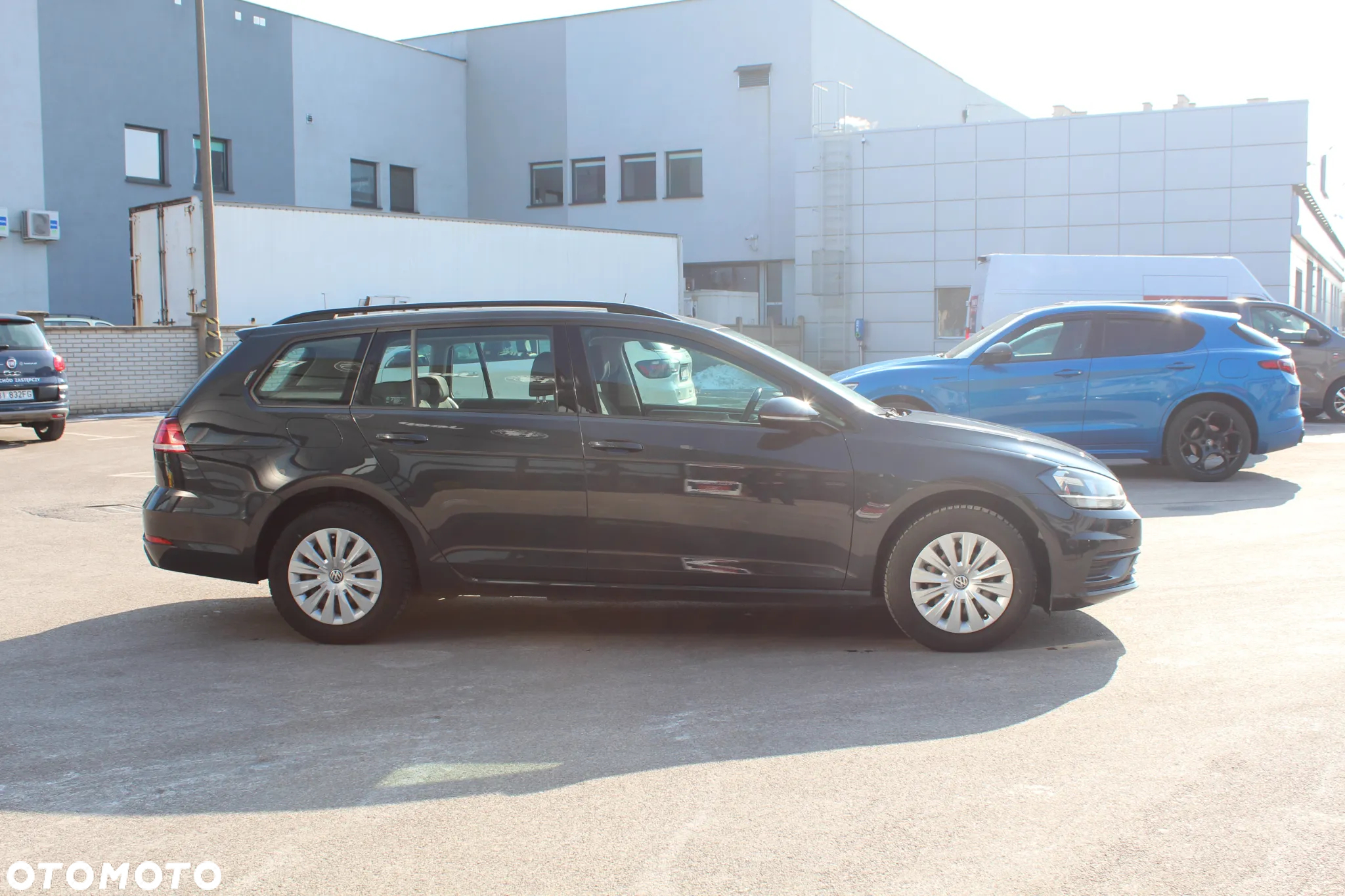 Volkswagen Golf - 5