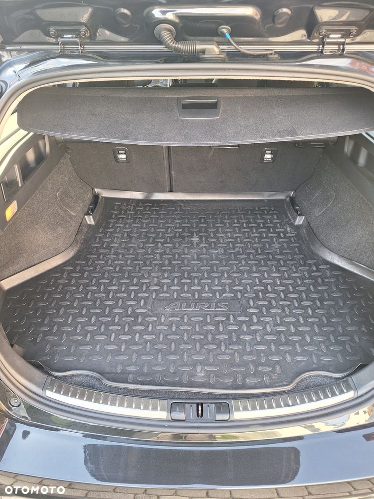 Toyota Auris 1.8 VVT-i Hybrid Automatik Edition-S - 31