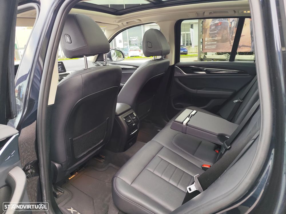 BMW iX3 Inspiring - 17