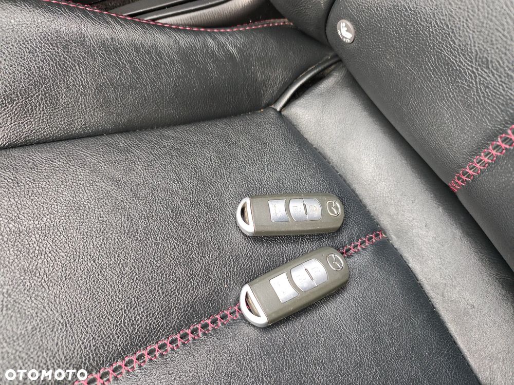 Mazda MX-5 SKYACTIV-G 160 SAKURA - 18