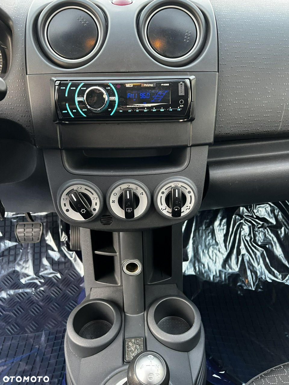 Mitsubishi Colt 1.3 Intense - 19