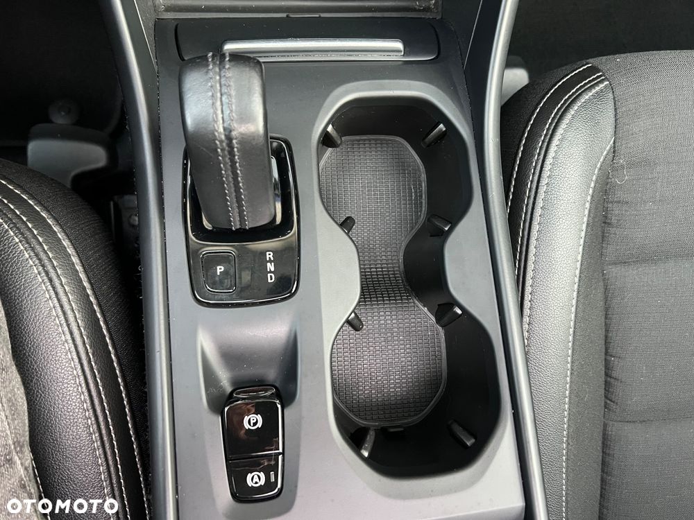 Volvo XC 40 D3 R-Design - 40