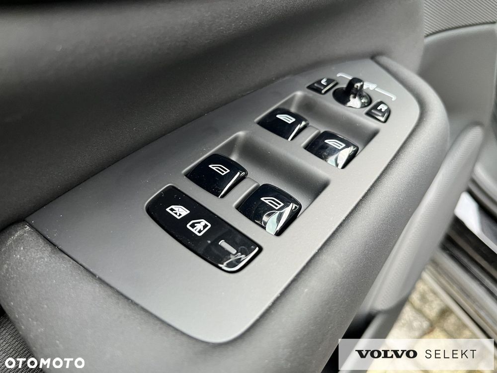 Volvo XC 90 - 20
