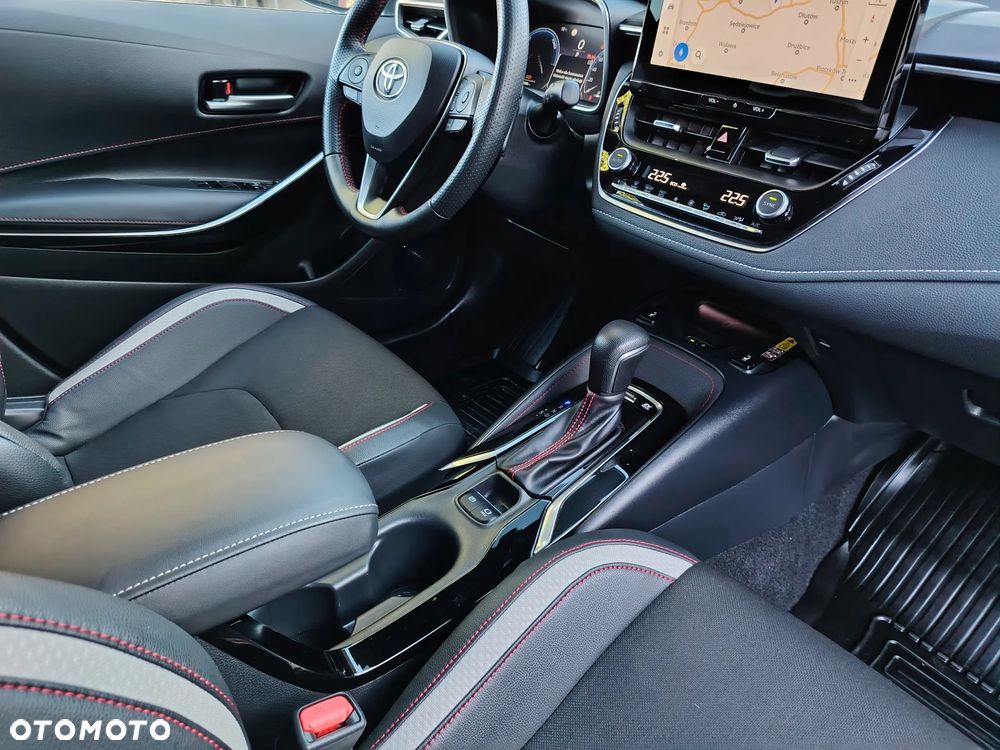 Toyota Corolla 2.0 Hybrid GR Sport Dynamic - 39