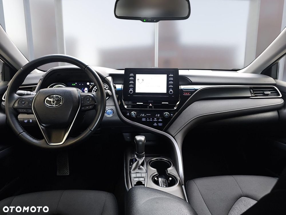 Toyota Camry 2.5 Hybrid Comfort CVT - 8