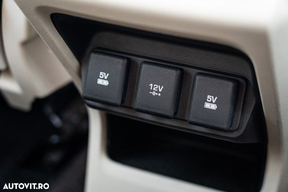 Jaguar I-Pace SE - 33