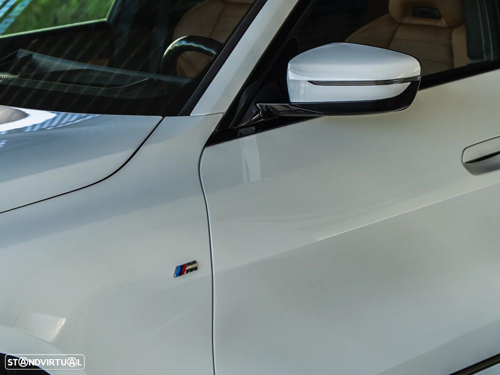 BMW i4 eDrive40 Pack Desportivo M - 9