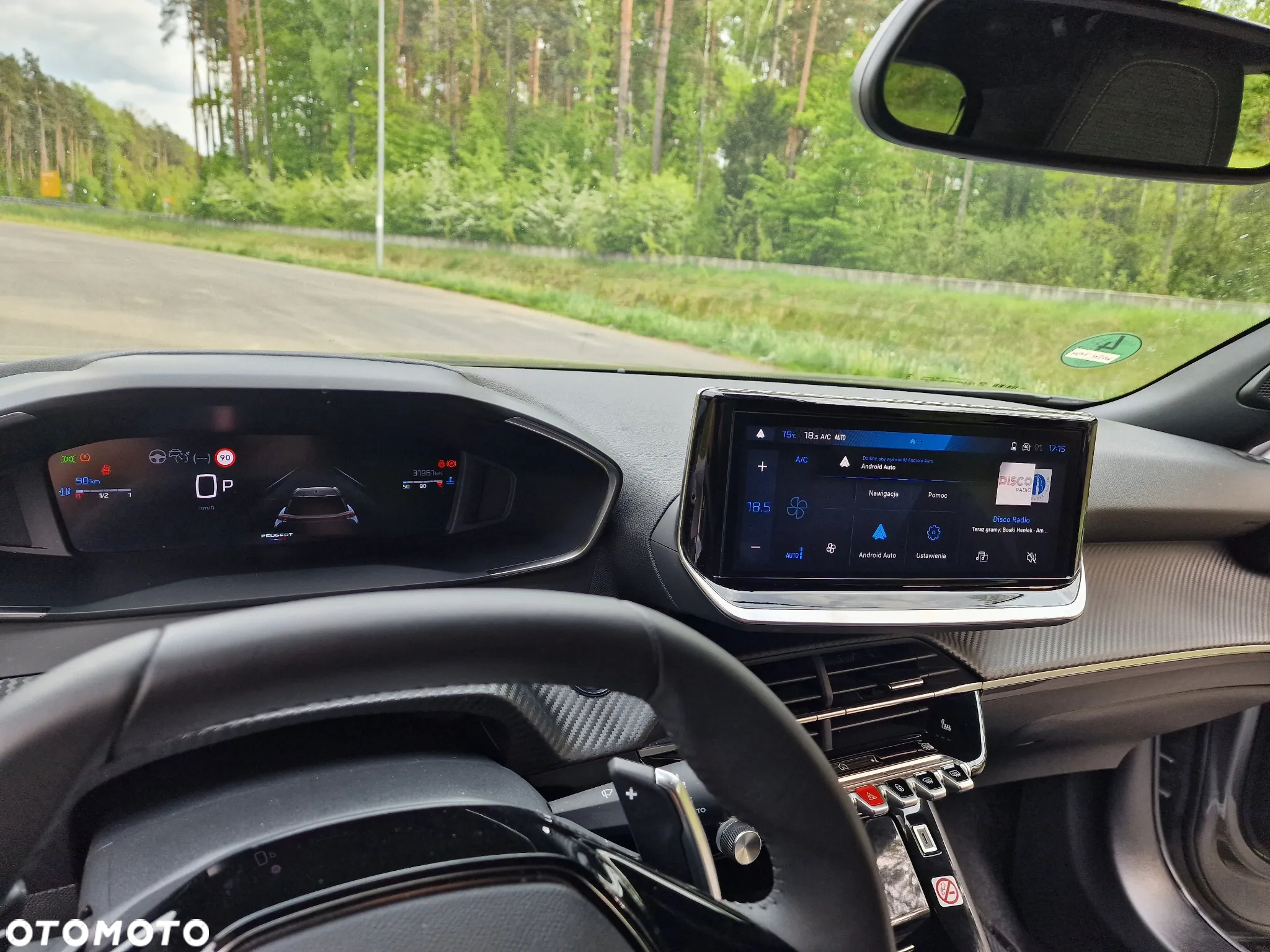 Peugeot 2008 PureTech 130 EAT8 Allure - 18