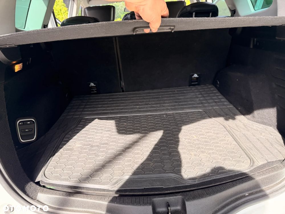 Renault Grand Scenic TCe 140 GPF BUSINESS EDITION - 28