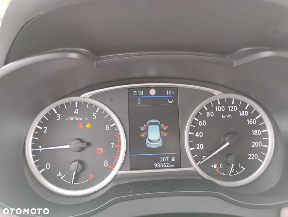 Nissan Micra 1.0 Visia Plus - 30