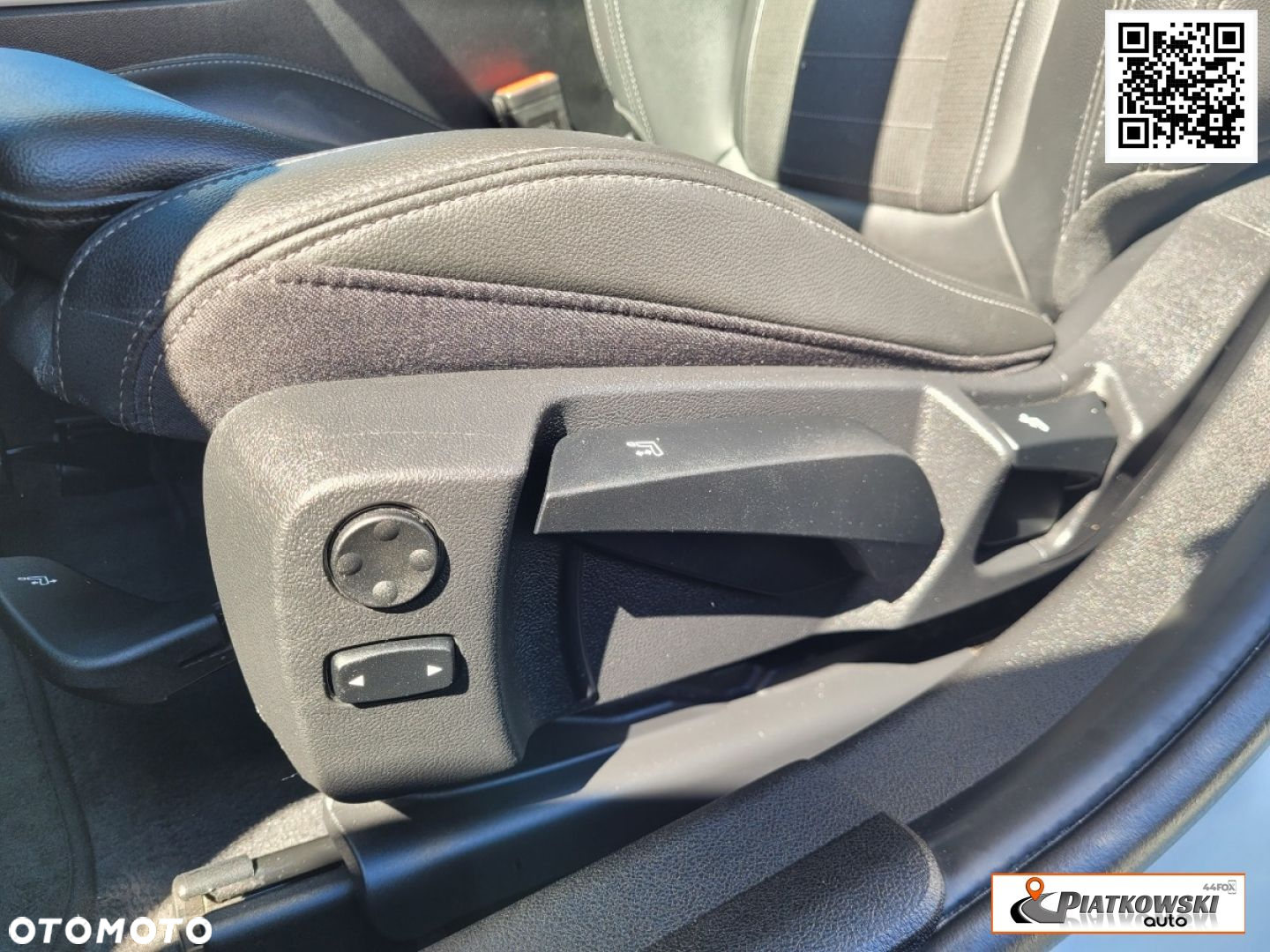 BMW Seria 3 320i - 36