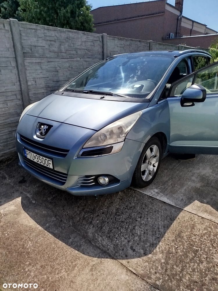 Peugeot 5008 - 1